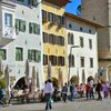 La piazza del mercato a Caldaro. Foto: ED, &copy; Peer