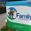 Der Etschradweg gilt als familienfreundliche Radstrecke - er ist kaum steil und gro&szlig;teils als reiner Rad- und Spazierweg konzipiert. Ledlich kurze Abschittte verlaufen auf verkehrsarmen Stra&szlig;en. Foto: AT, &copy; Peer