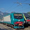Bike &amp; Bahn: Wem der R&uuml;ckweg zu anstrengend ist, der kann die Fahrradmitnahme der Regionalz&uuml;ge in Anspruch nehmen. Die Wertkarten-Tickets des S&uuml;dtiroler Verkehrsverbundes sind auch f&uuml;r die Strecke Trient-Bozen g&uuml;ltig, die Radmitnahme kostet 4 Euro. Foto: AT, &copy; Peer