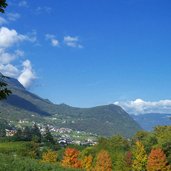 kaltern st nikolaus und gandberg herbst