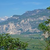 salurn buchholz blick auf eichholz und brenta dolomiten