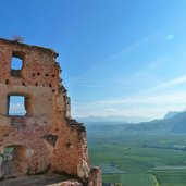 terlan burg ruine neuhaus maultasch