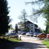 wanderung aldein weissenstein gasthof schmieder alm parkplatz