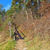 weg a jenesien locher