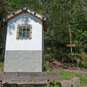 totenrast kapelle am weg holen aldein