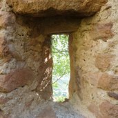 RS terlan burg ruine neuhaus maultasch schiesscharte