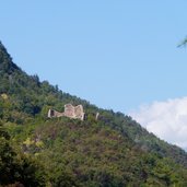 RS nals blick auf ruine kasatsch pfeffersberg