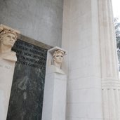 RS Siegesdenkmal Dauerausstellung Buesten Filzi Chiesa