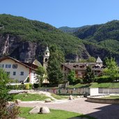 RS auer schulen blick zur kirche marienkirche fr