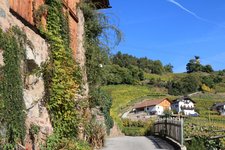 RS Bozen Jenesien Herbst Bauernhof