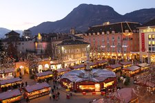 RS Christkindlmarkt Bozen Waltherplatz