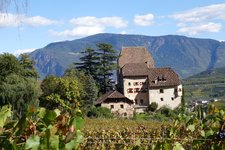 RS eppan schloss englar weingarten herbst