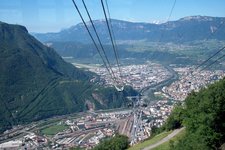 RS rittner seilbahn blick auf bozen