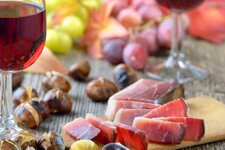 Suser Wein speck kastanien wein