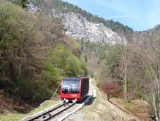 RS kalterer hoehenweg april mittelstation mendelbahn