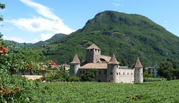 RS schloss maretsch bozen castel mareccio