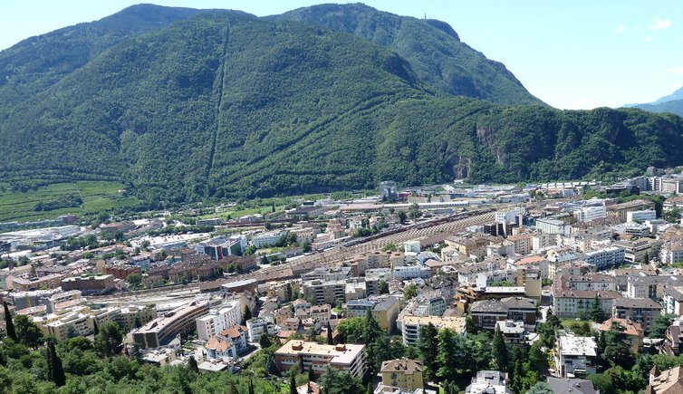 RS bozen bahnhof von oben