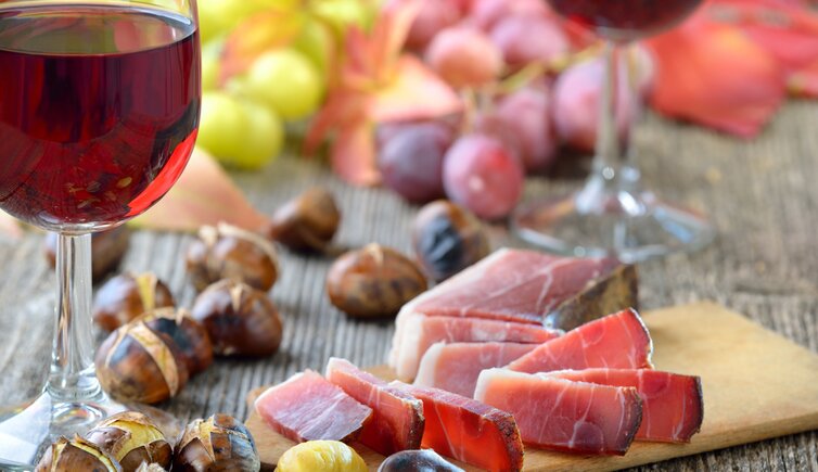 Suser Wein speck kastanien wein