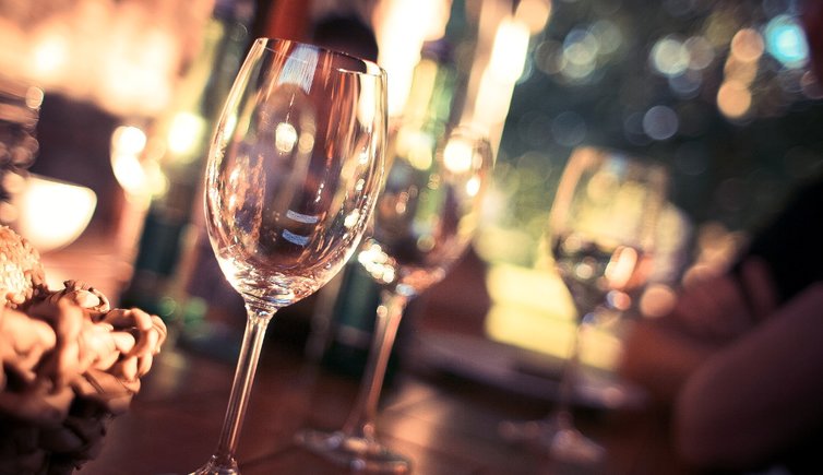 wine glass on restaurant table